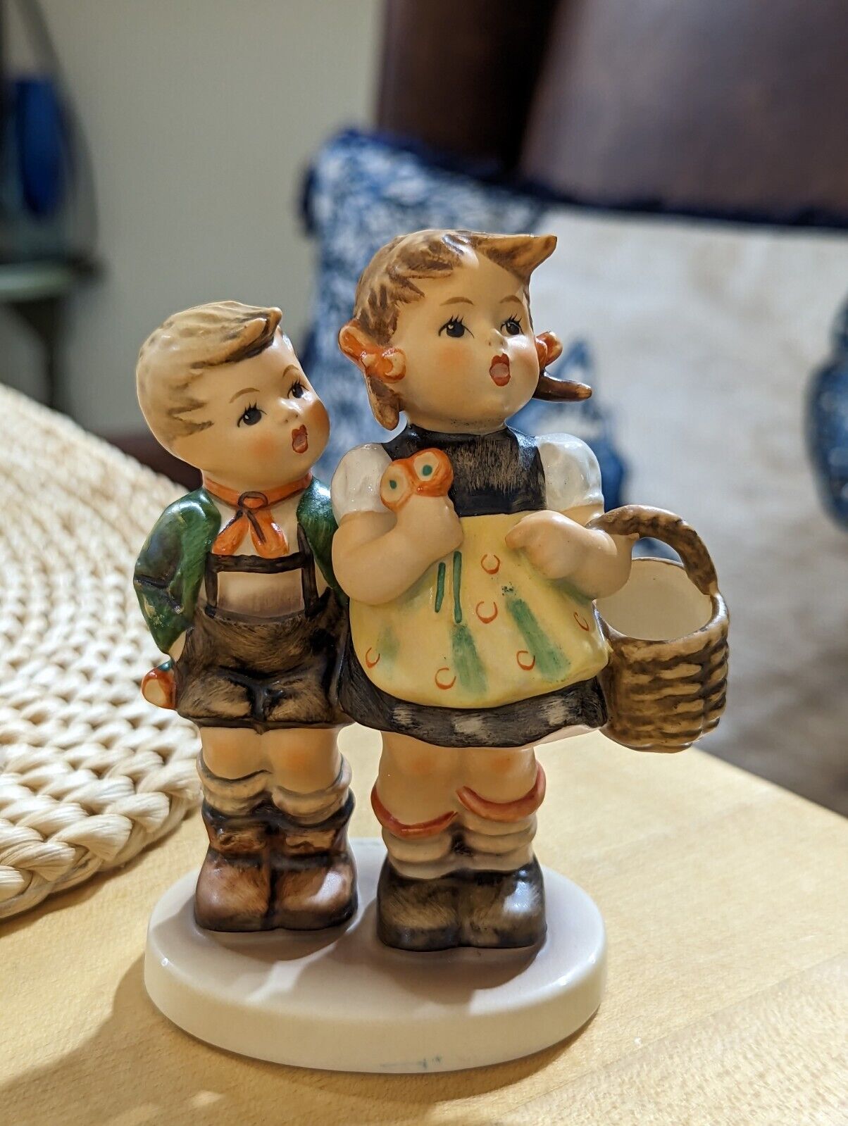 Gobel To Market Figurine 49 3/0 Hummel W Germany 1986