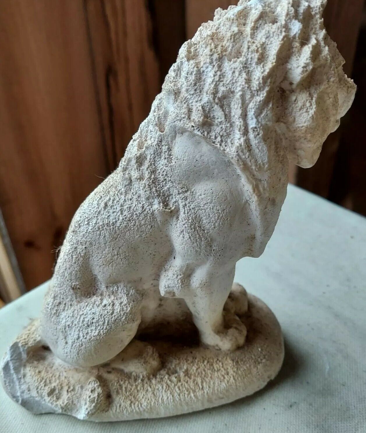 Resin Sculpture Lion 8"