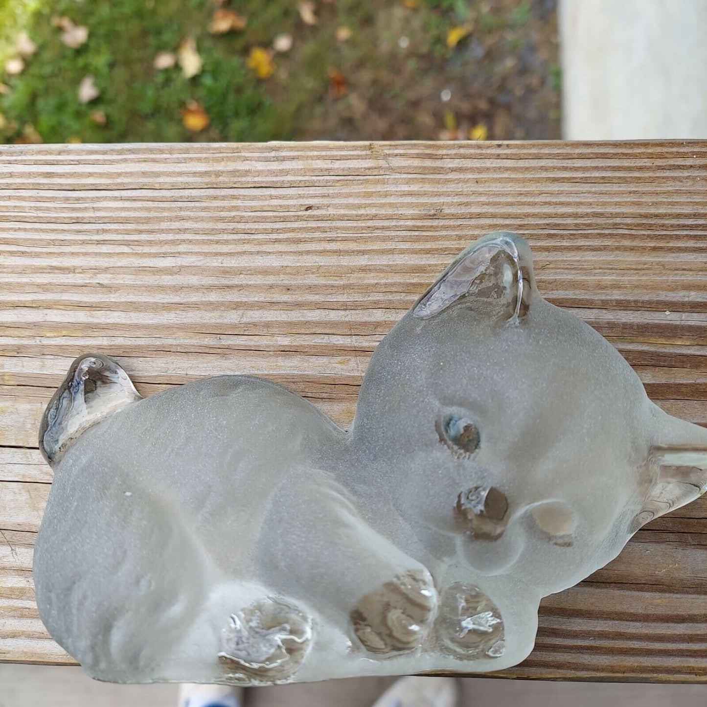 Viking Hand Made Glass Crouching Kitten