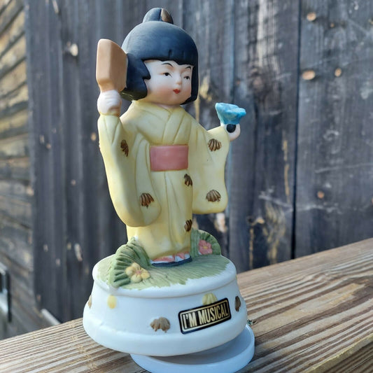 Vintage Flambro Porcelain  Geisha Music Box  8 Inches Tall