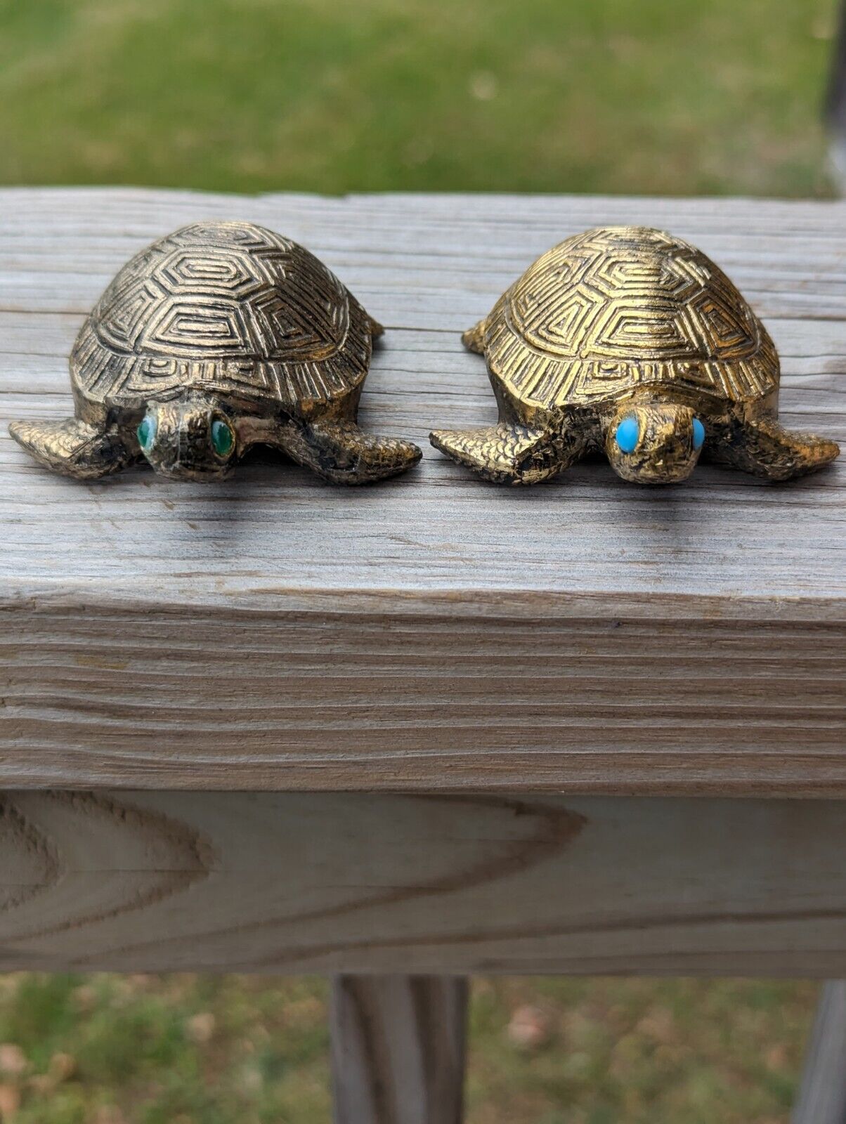 Vintage Holiday Fair Co 1971 Two Turquoise Eyed Brass Turtles Figurines Japan