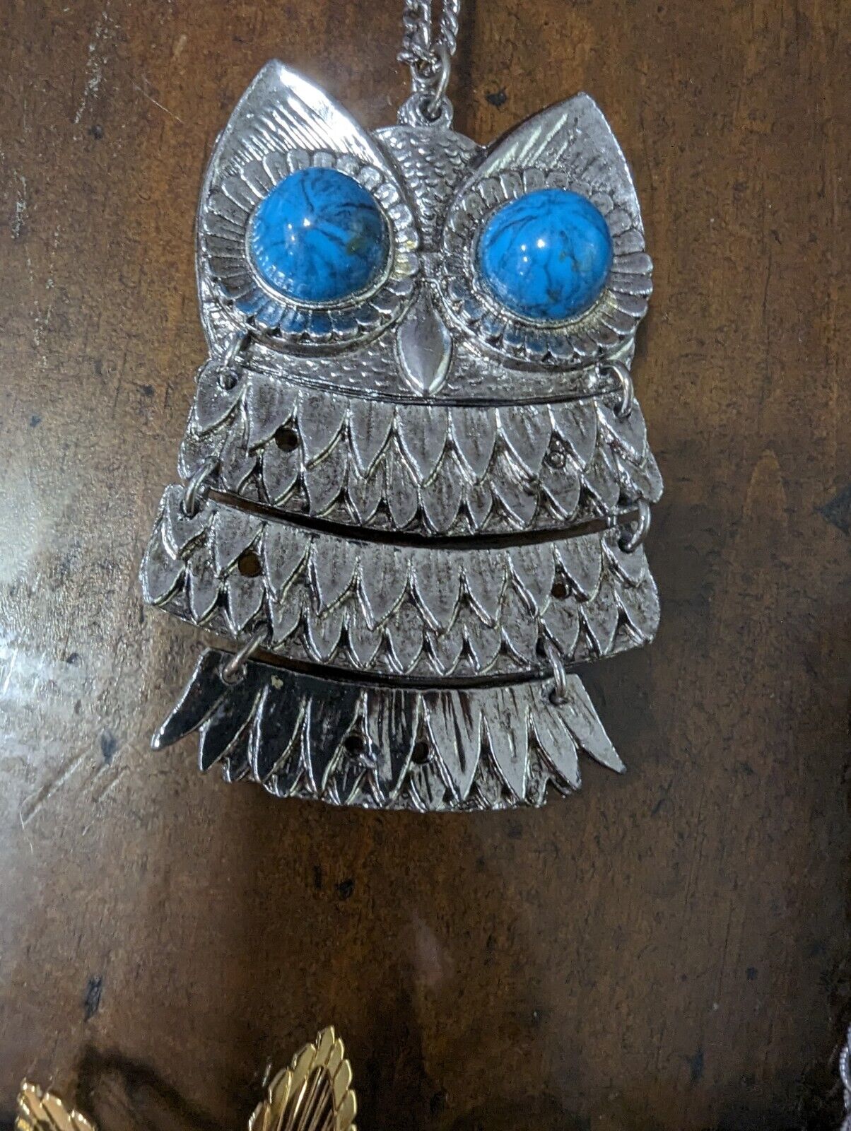 LARGE Owl Pendant & Necklace Silver Tone Costume Jewelry Necklace Blue Eye  OO