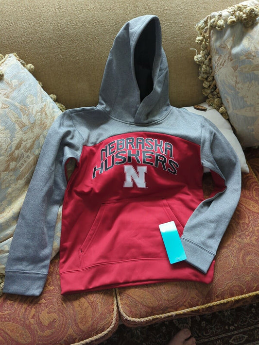 Gen 2  Nebraska Huskers Hoodie Size M New With Tags