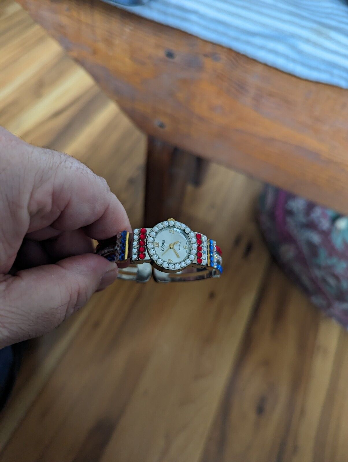 O'one Quartz Red White And Blue Ladies Watch