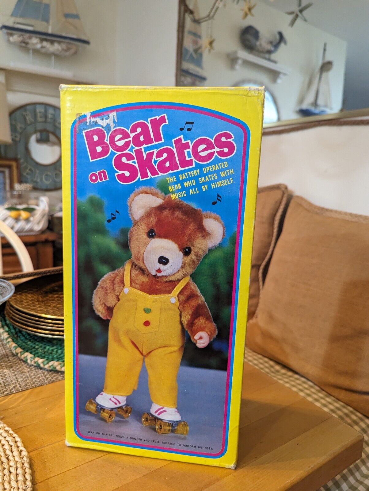 Vintage Bear On Skates With Music Battery Operated Made In Taiwan New In Box