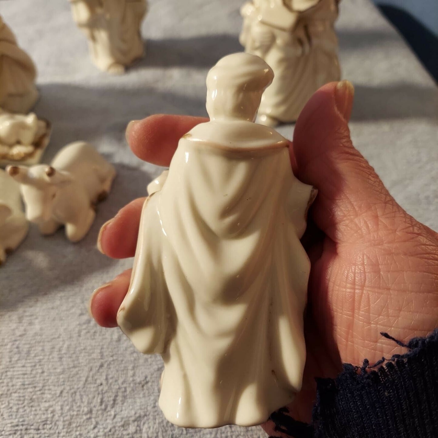 Vintage Nativity Set 8 Figurines