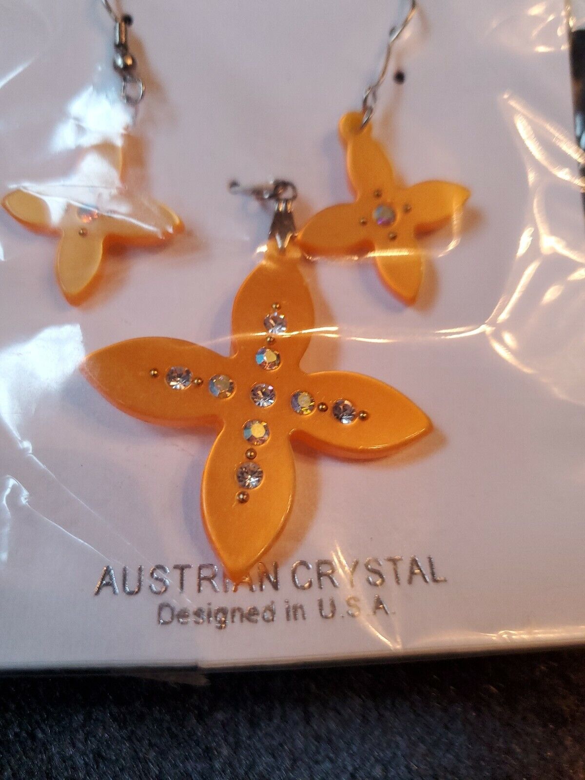 Crystal Collection Austrian Crystal Orange Crosses Set Earings Pendent