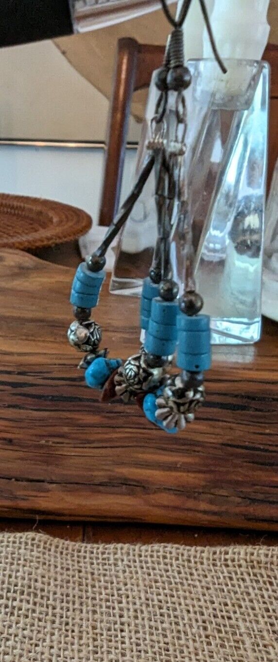 Casual Boho Chic Turquoise Blue & Etched Silver Full Loop Dangle Drop Earrings.