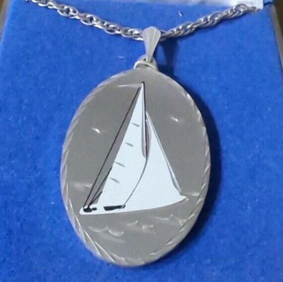 Blackinton Mass USA Sailboat Large Pewter Pendant And Chain New In Box