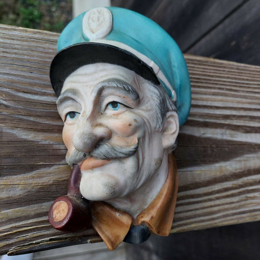 Vintage Lefton Wall Plaque Old Man W Cap Smoking a Pipe  made in Japan 50s