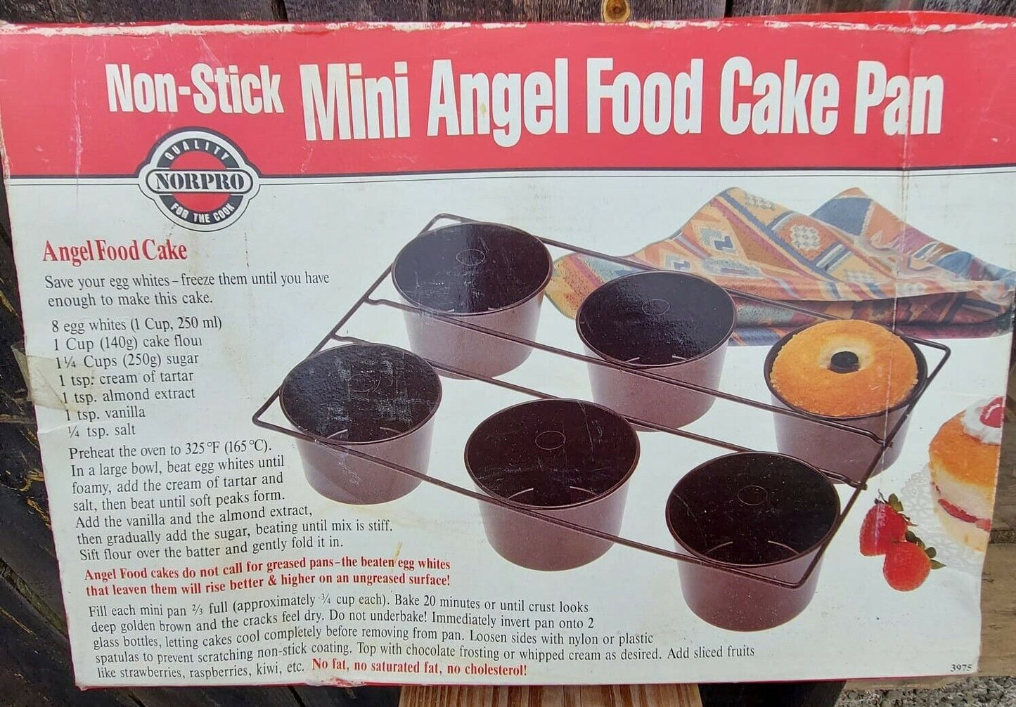 Norpro Angel Food Cake Non-Stick 6 Mini Linking Pans