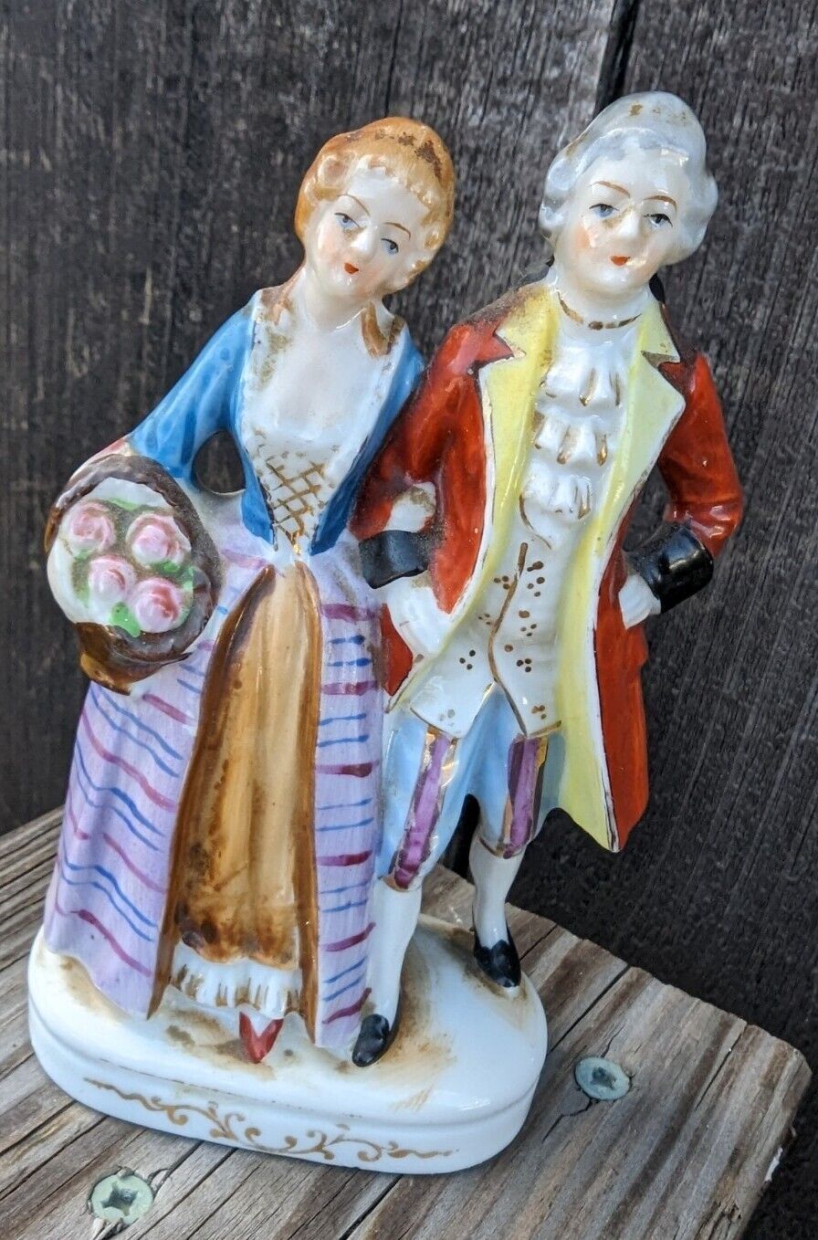 VINTAGE OCCUPIED JAPAN PORCELAIN BISQUE VICTORIAN COUPLE FIGURINES 1946-1952