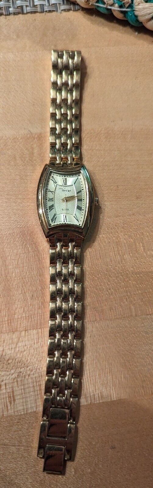 Vintage Ladies Steel by Design Wristwatch Stainless Steel Swiss Movement 2R1-71.