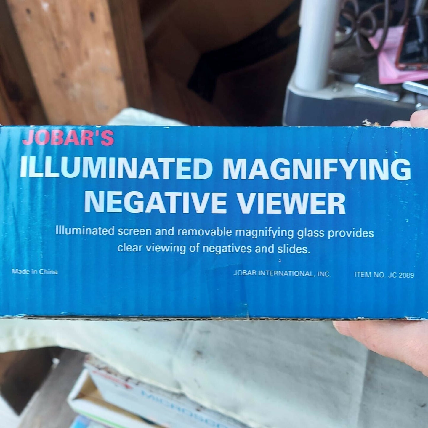 Jobar’s Illuminated Battery Powered Magnifying Negative Viewer