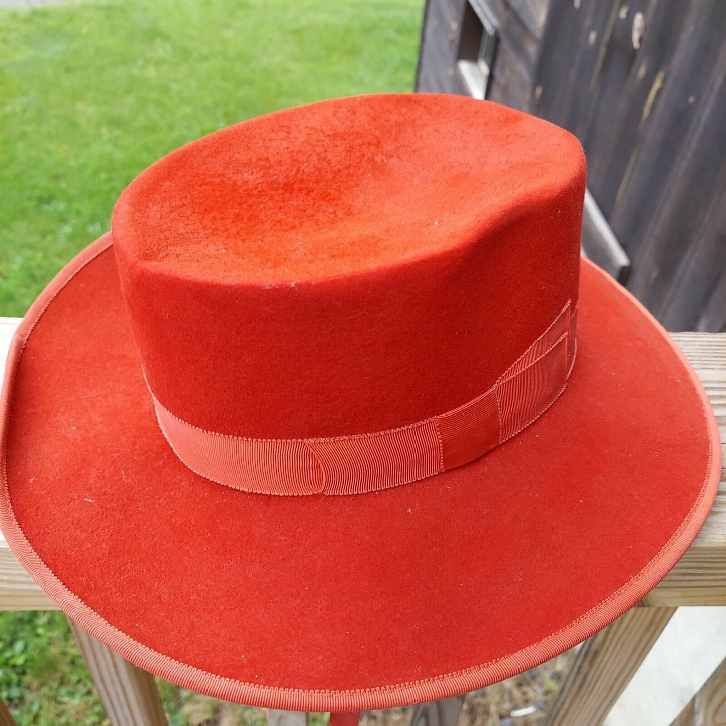 Vintage Clasico Andaluz Madrid Red Felt Hat