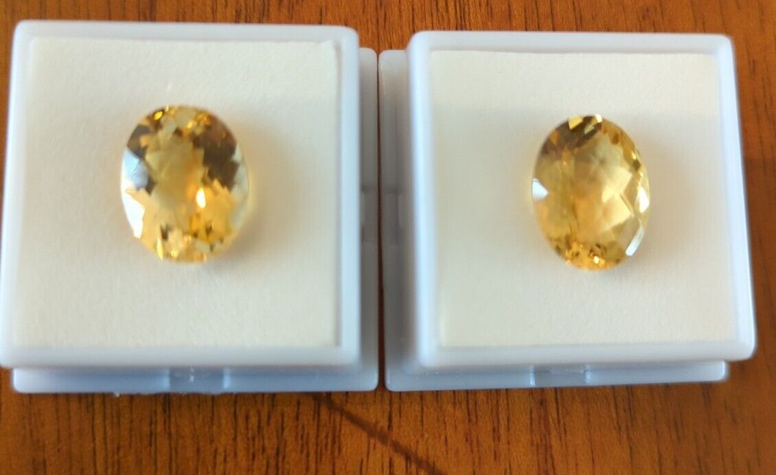 Two Loose Citrine Cut Gems Stones 17.00 Cts Total Wt 16x12mm Each Oval Shaped