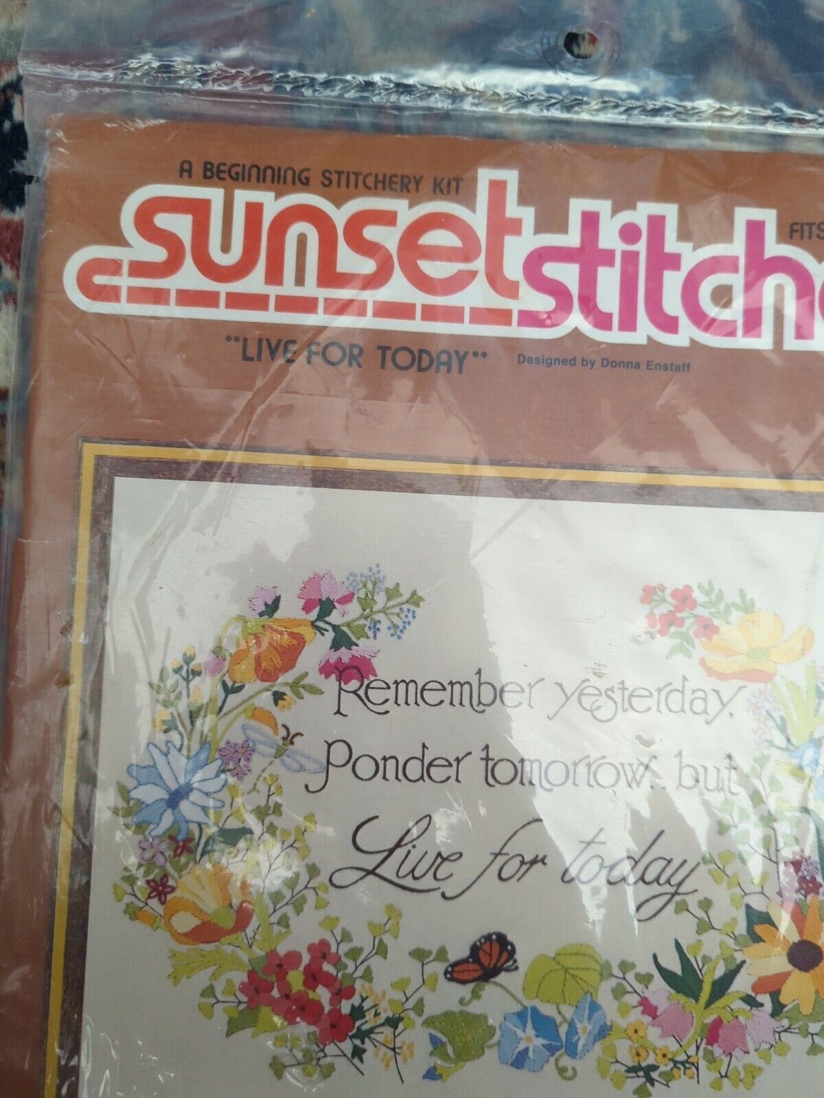 Vintage Sunset Stitchery Kit Live For Today By Donna Enstaff 2662