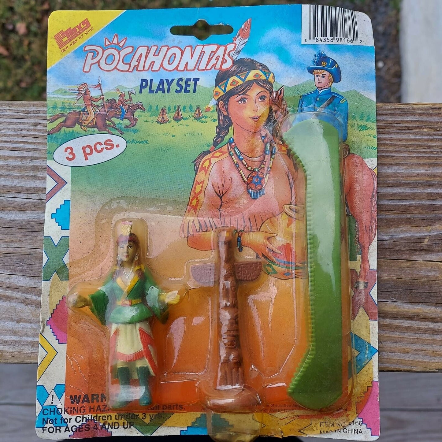 VTG Pocahontas Indian Princess Action Figure Native American Rare Glaze 98135