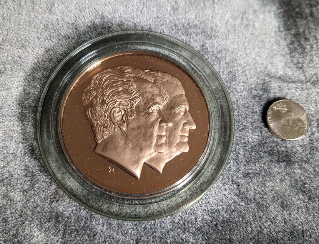 THE OFFICIAL 1973 PRESIDENTIAL INAUGURAL MEDAL