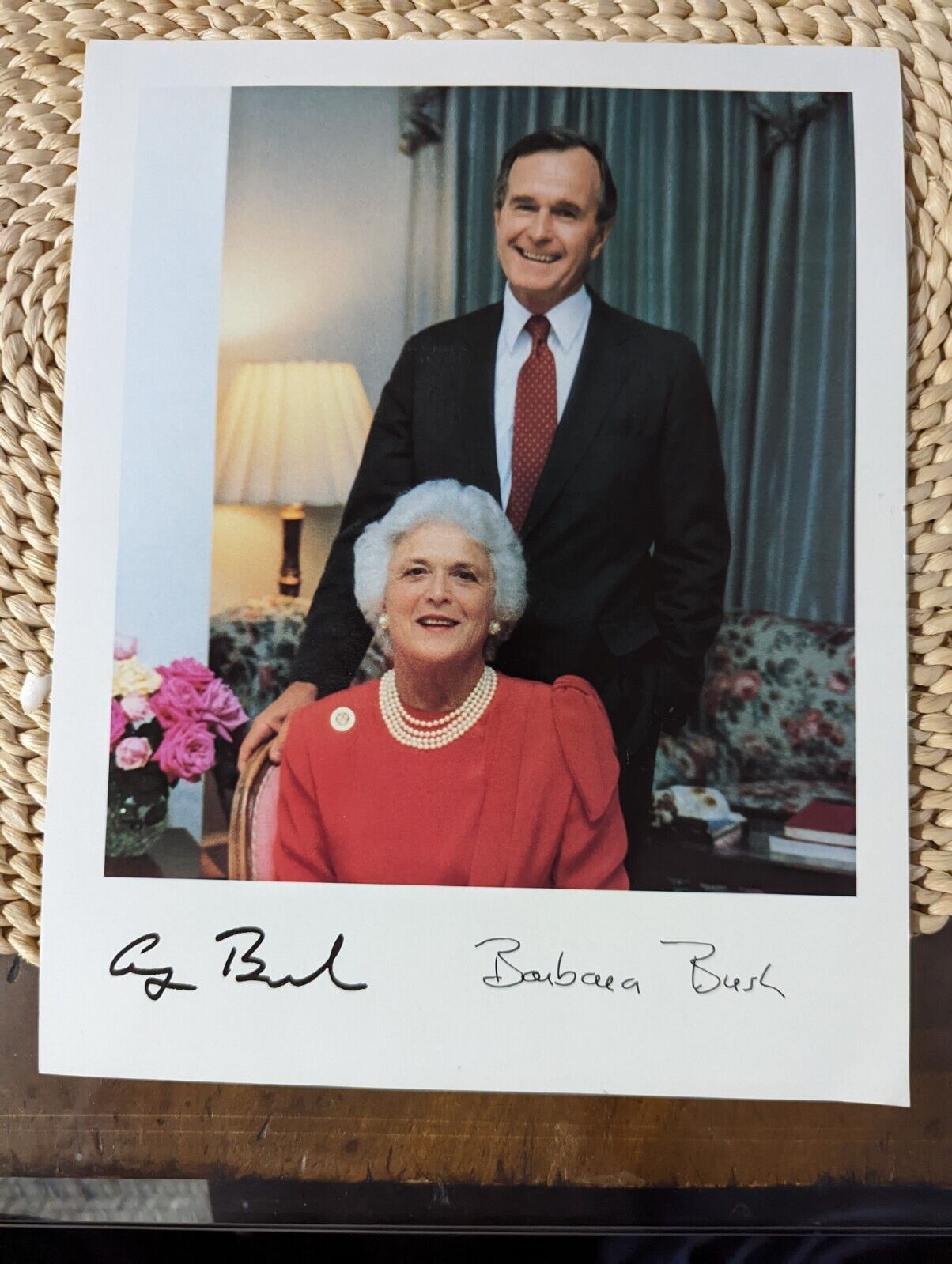 George & Barbara Bush Signed 10x8 Photograph (Reproduction) Autograph