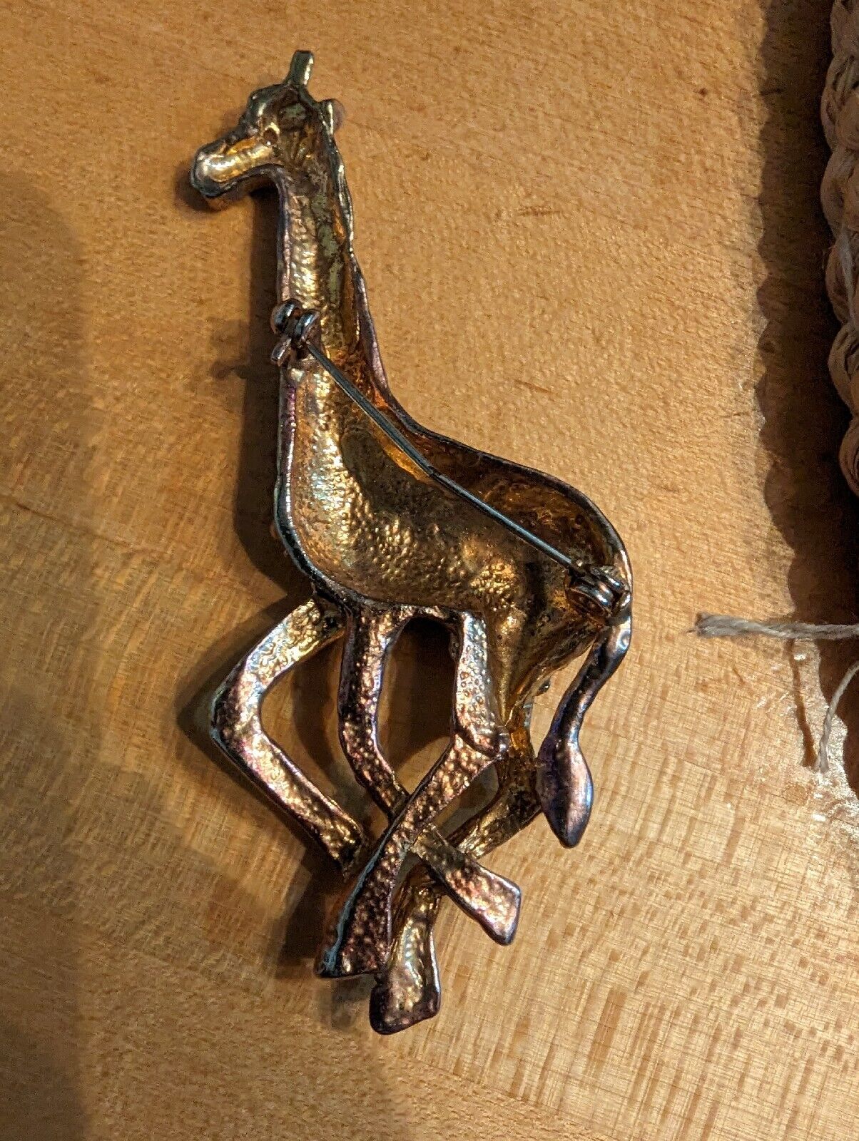 Giraffe Figure Lapel Brooch Pin