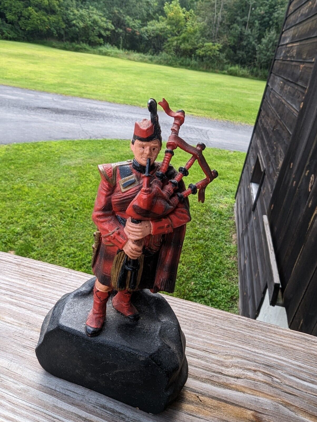 Scottish Piper Figurine About 8.5" Tall 4" Wide