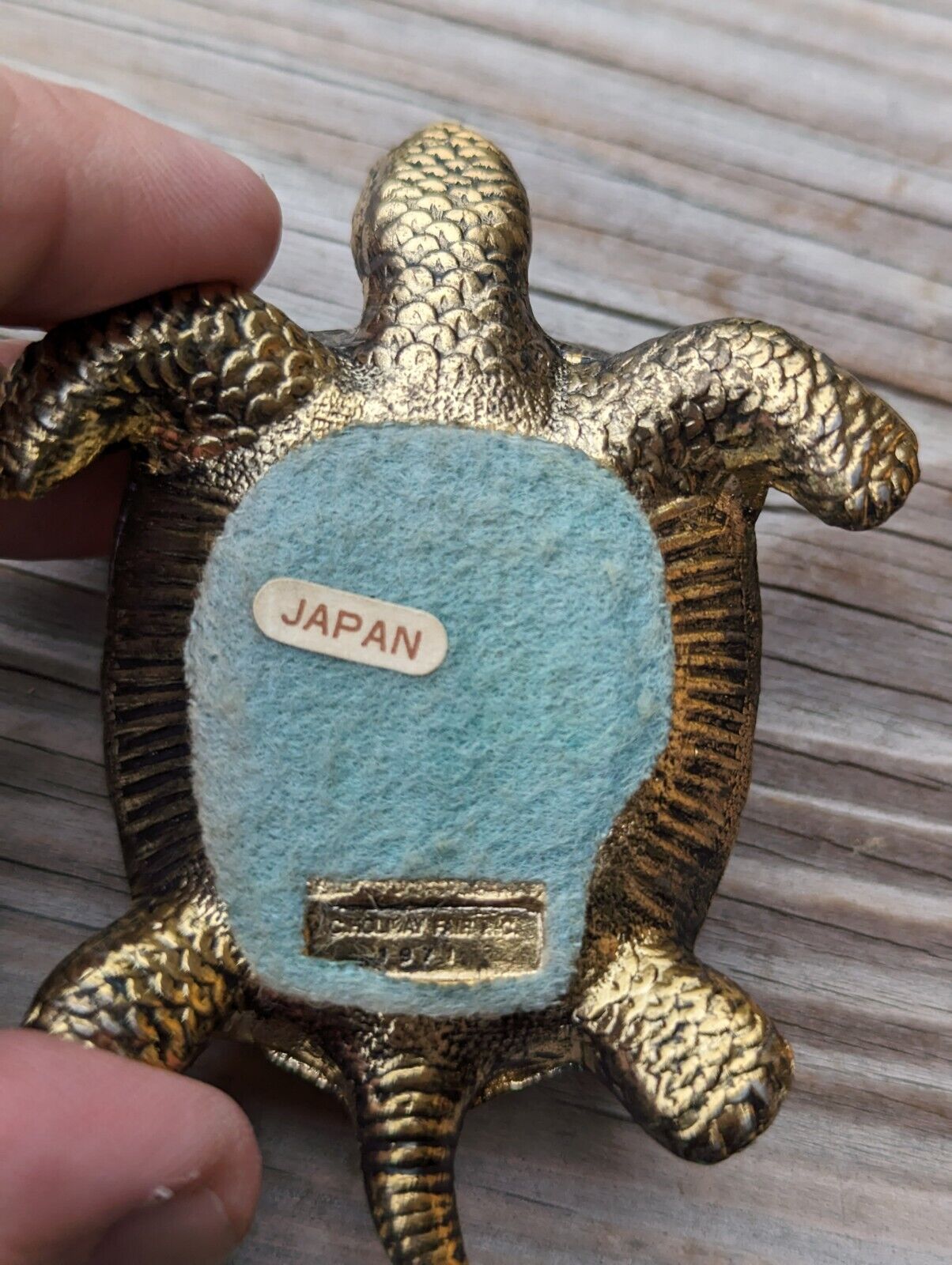 Vintage Holiday Fair Co 1971 Two Turquoise Eyed Brass Turtles Figurines Japan