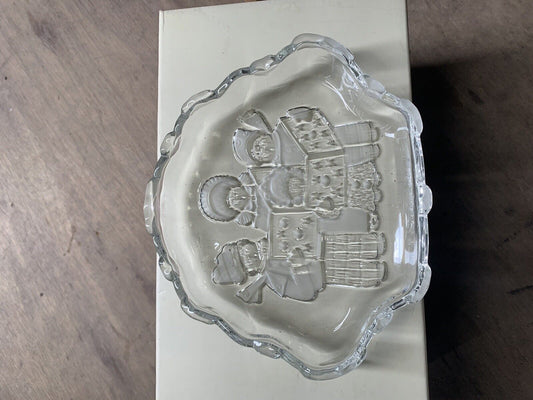 Decorative Christmas Caralers Glass Plate