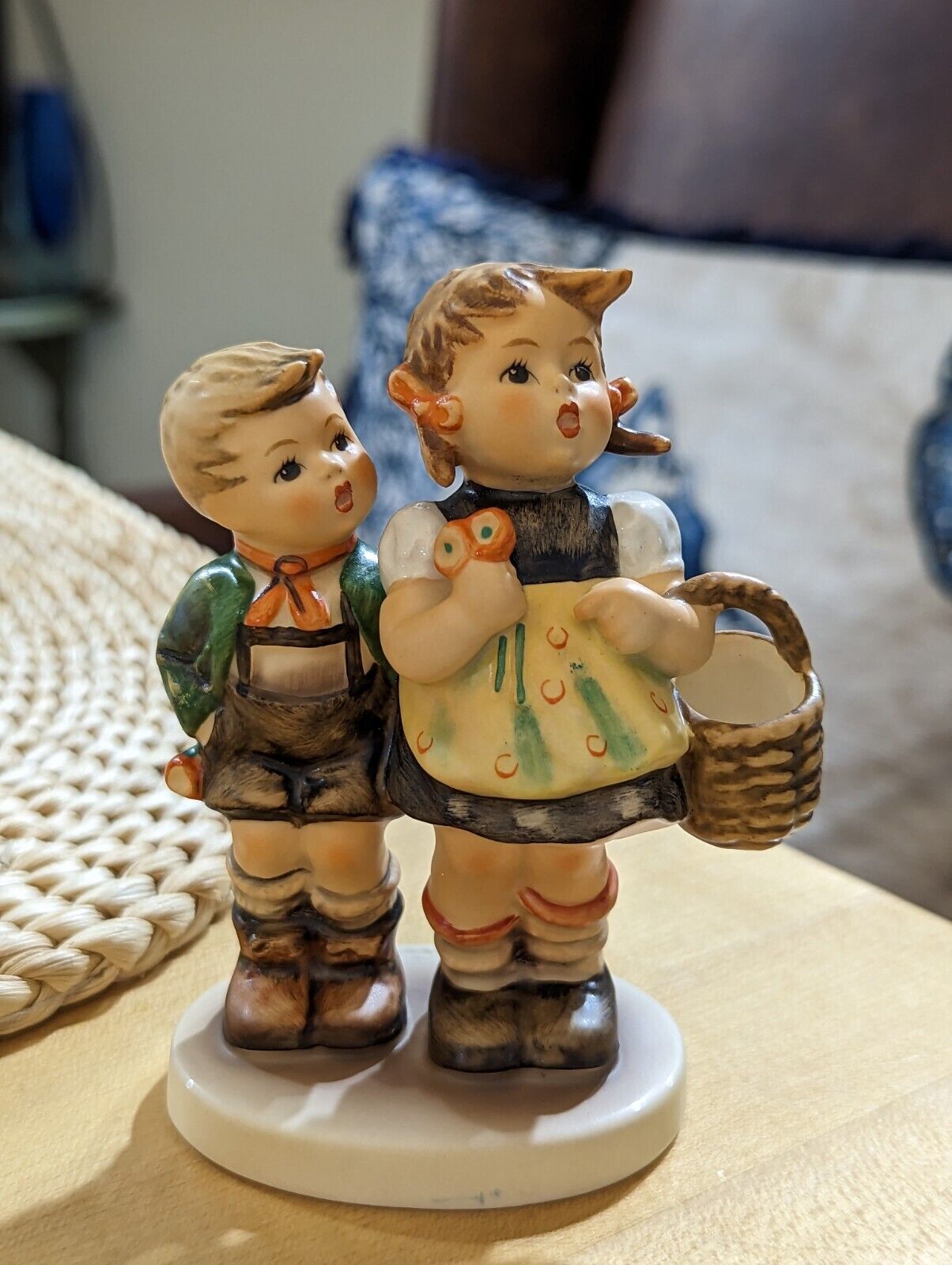 Gobel To Market Figurine 49 3/0 Hummel W Germany 1986