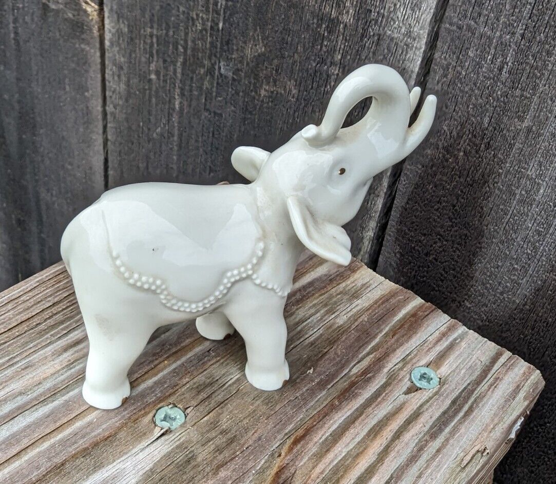 LENOX - WHITE,  TRUMP UP, GOLD ACCENTED PAWS, ELEPHANT,  -HANDCRAFTd 3.5" TALL