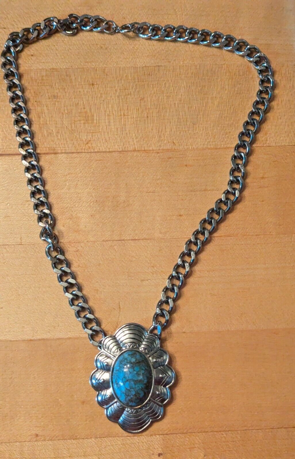 Vntg  Silver Tone Necklace Concho  Turquoise Pendant Southwestern Heavy 18"