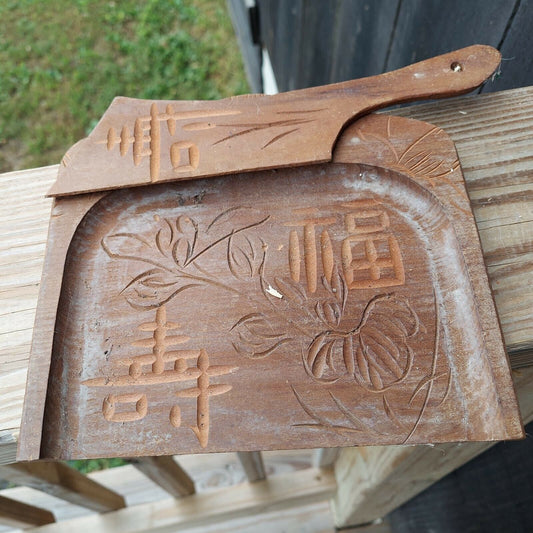 Vintage Oriental Wooden table Crumber with Wooden Brush