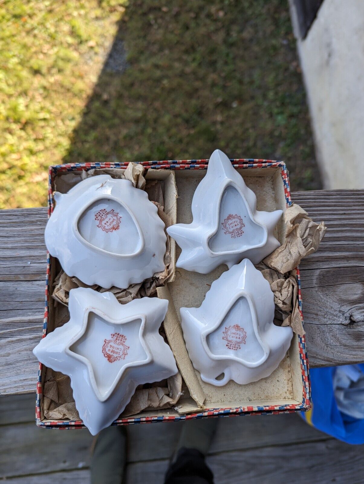 Four Vintage Shofu China Leaves Made In Ocupide Japan In Box Winter/Fall