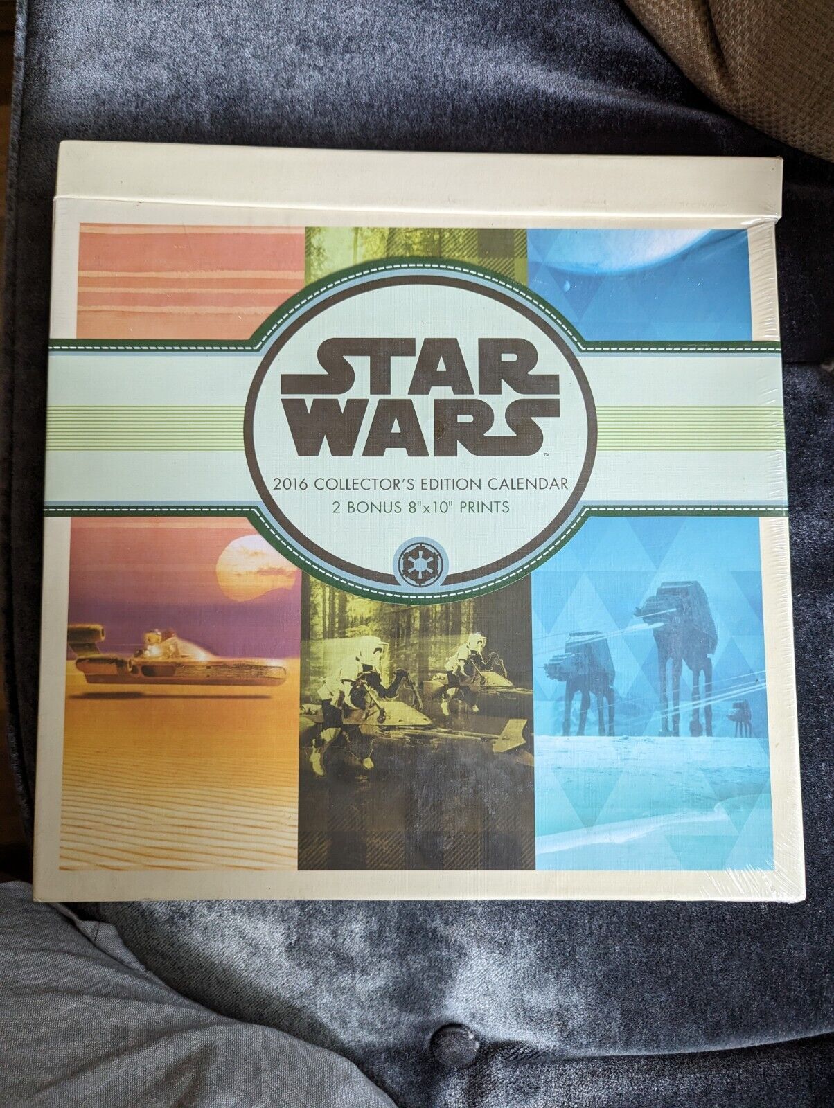 2016 Star Wars Collector's Edition Calendar With 2 Bonus 8x10” Prints New Sealed