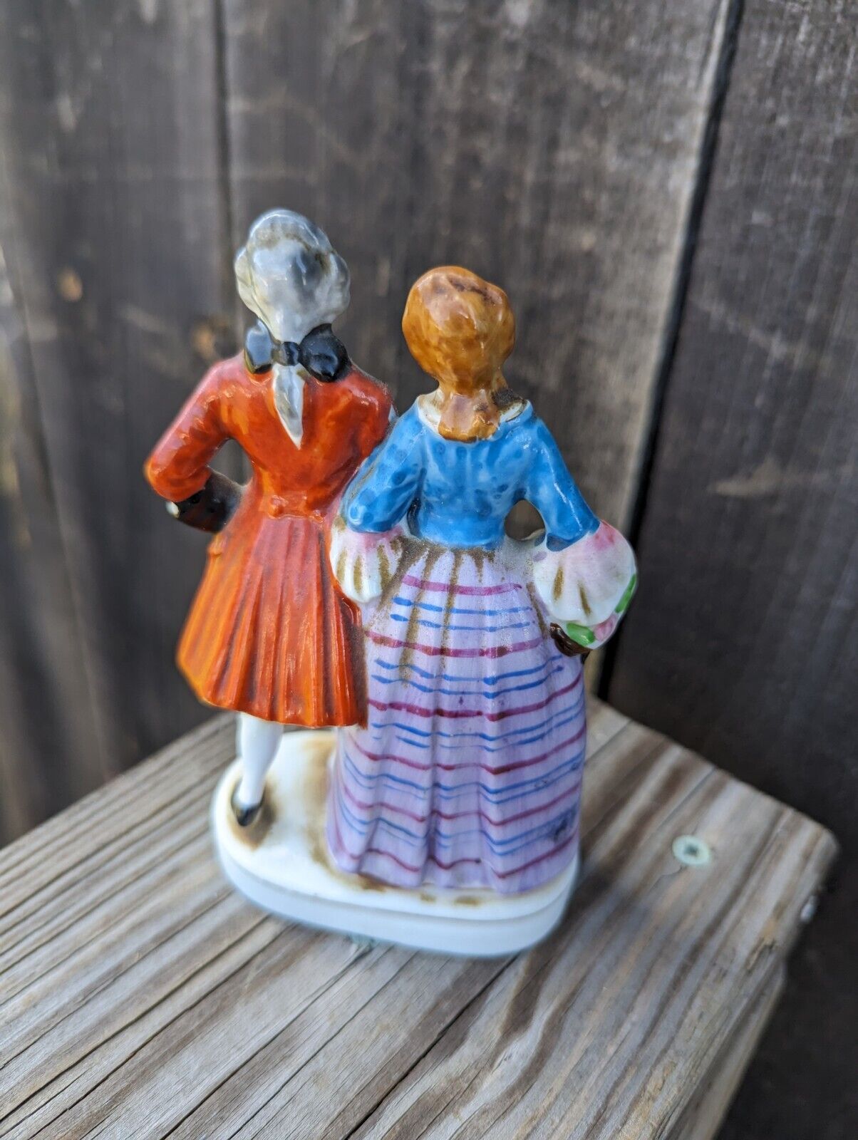 VINTAGE OCCUPIED JAPAN PORCELAIN BISQUE VICTORIAN COUPLE FIGURINES 1946-1952