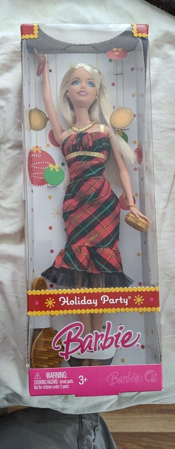 Barbie Christmas Holiday Doll 2008 Party Dress and Purse. NRFB