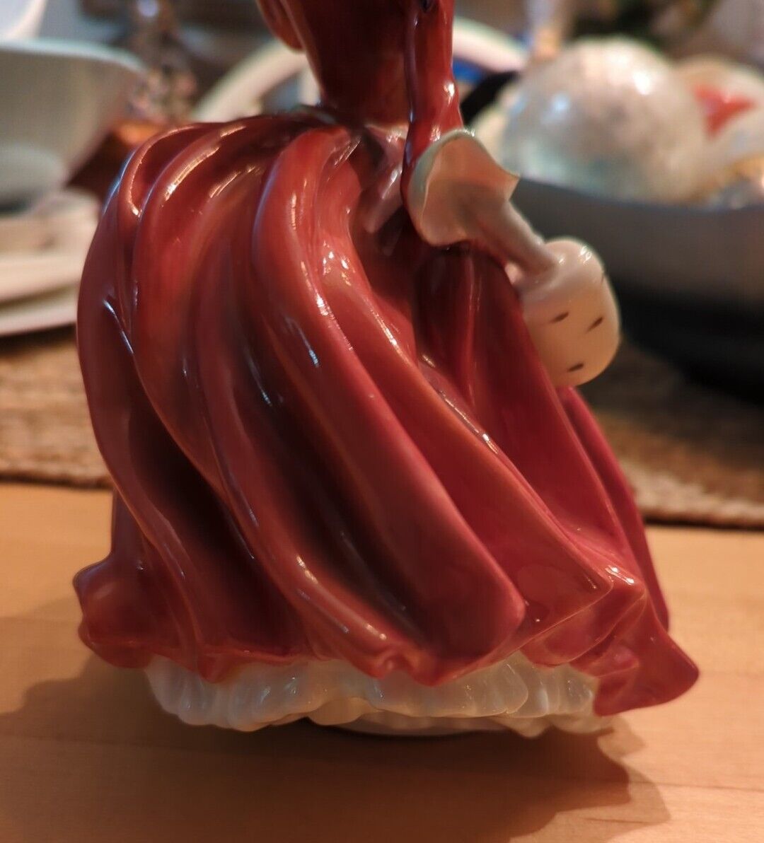 Vintage Royal Doulton "Autumn Breeze" Figurine HN 1934