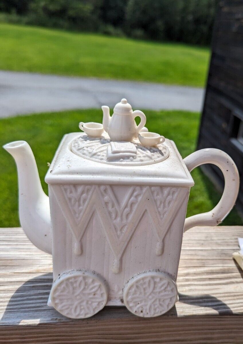 Lenox Butler's Pantry Teapot - Afternoon Tea Cart Figurine Decorative Tea pot