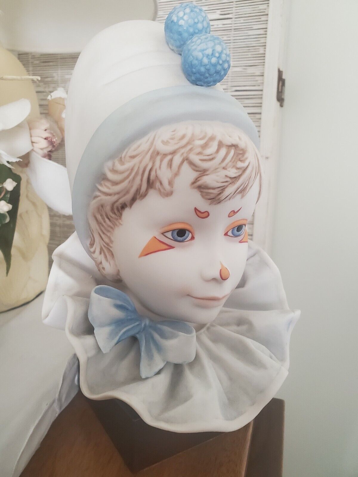 Cybis Funny Face Signed Porcelain Clown on stand