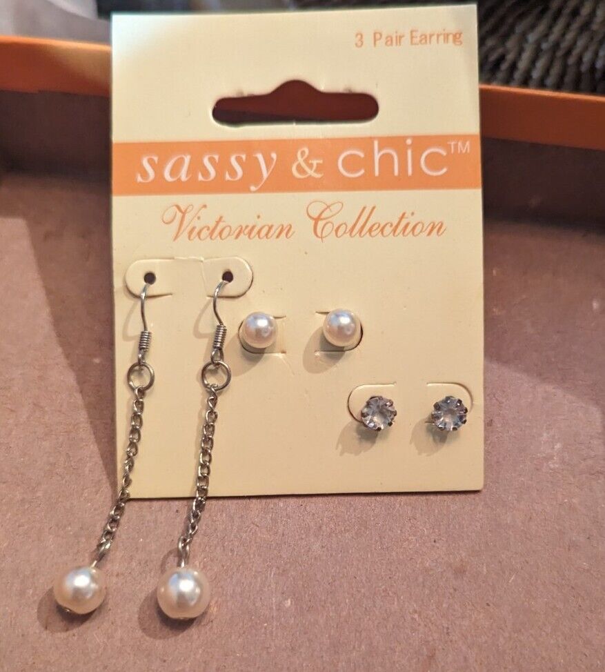 Sassy And Chic Victorian Collection 3 Pair Earrings