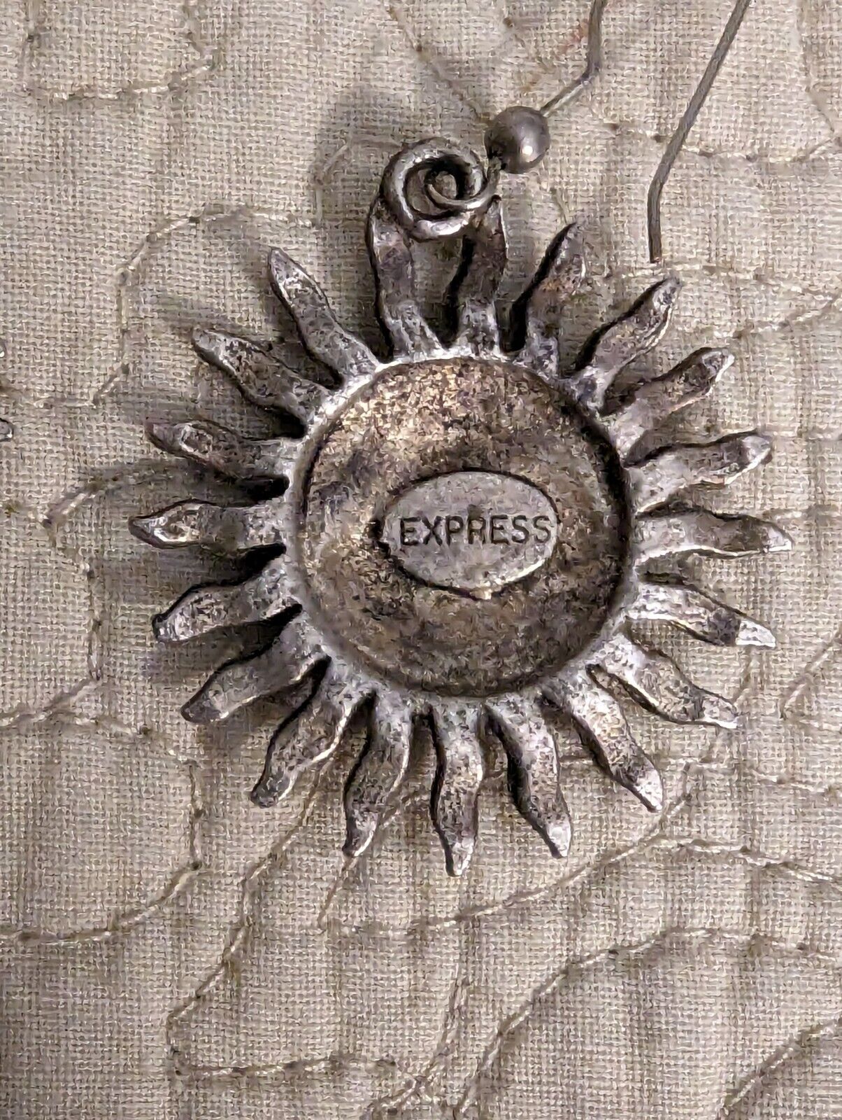 Vintage Express Sun Face Shaped Matte Silver Tone Dangle Earrings Pierced Drop