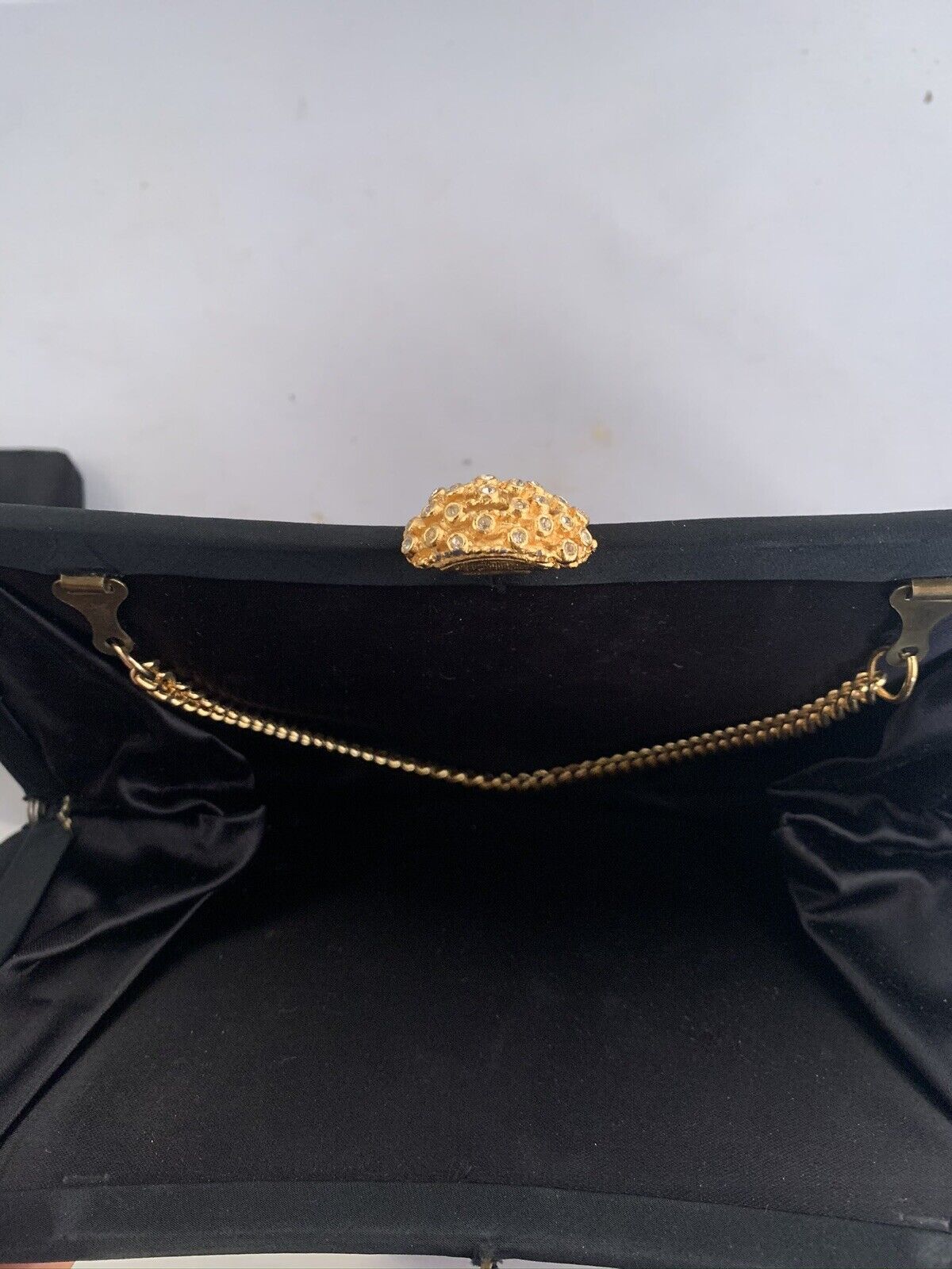 Vintage Womens Gold Clasp black Handbag