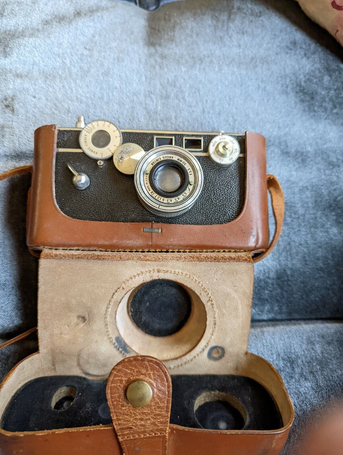 Vintage Argus Cintar 50mm lense Camera In Leather Casing