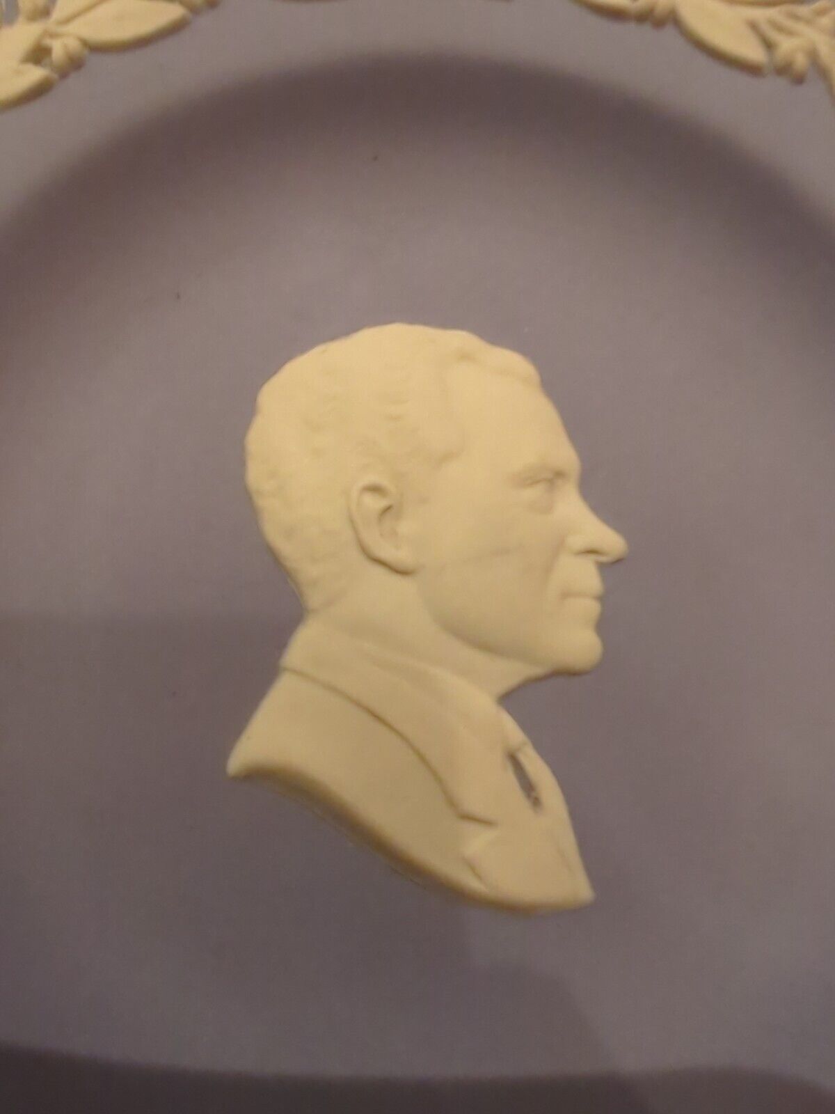 Vintage WEDGWOOD US PRESIDENT RICHARD M. NIXON SMALL 4" ROUND DISH