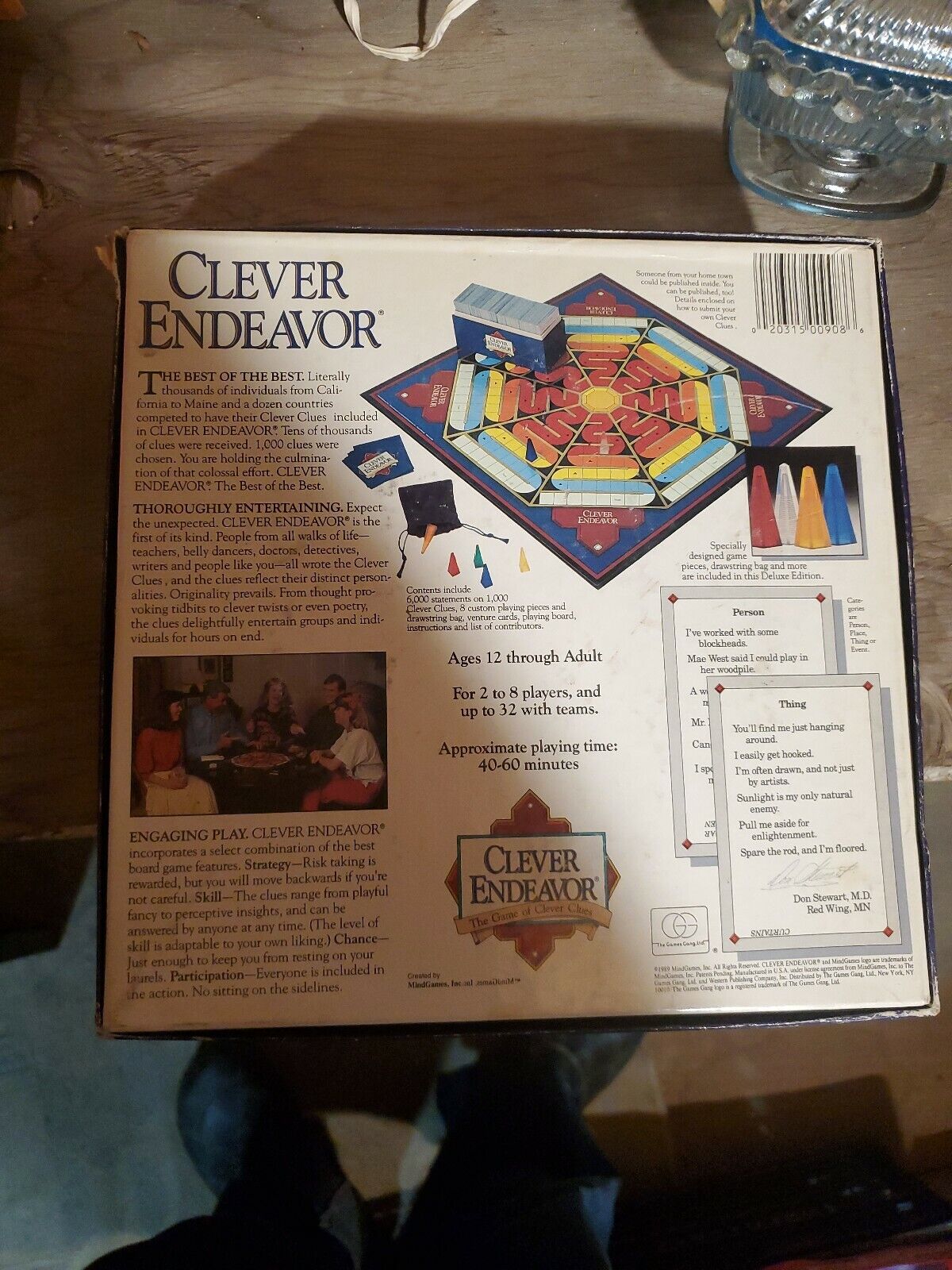 Clever Endeavor - The Game of Clever Clues - Master Game Deluxe Edition