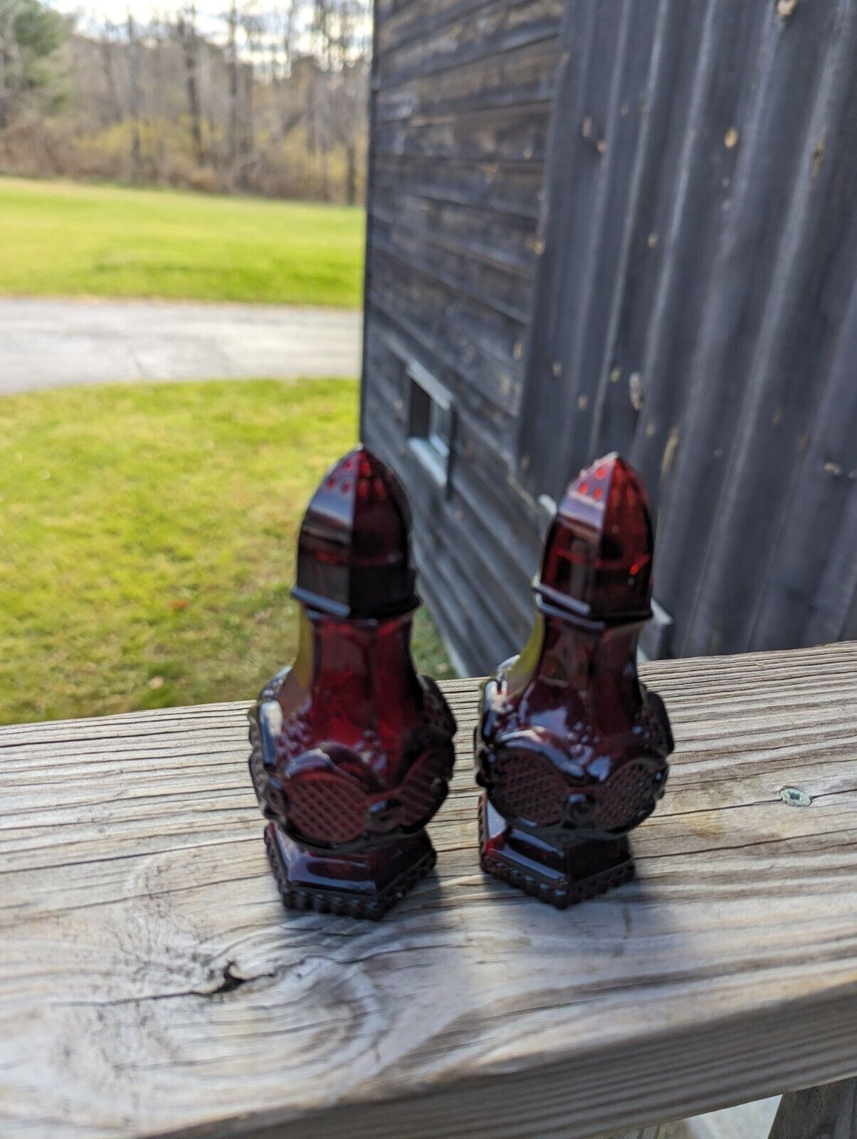 Vintage Avon Salt And Pepper Shakers Ruby Red Cape Cod 1876 Collection