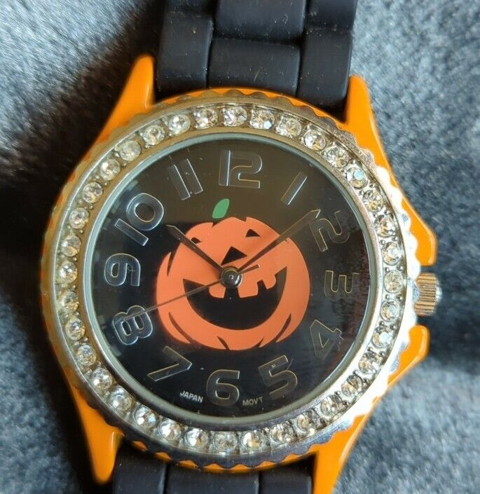 Geneva Platinum Pumpkin Face Watch