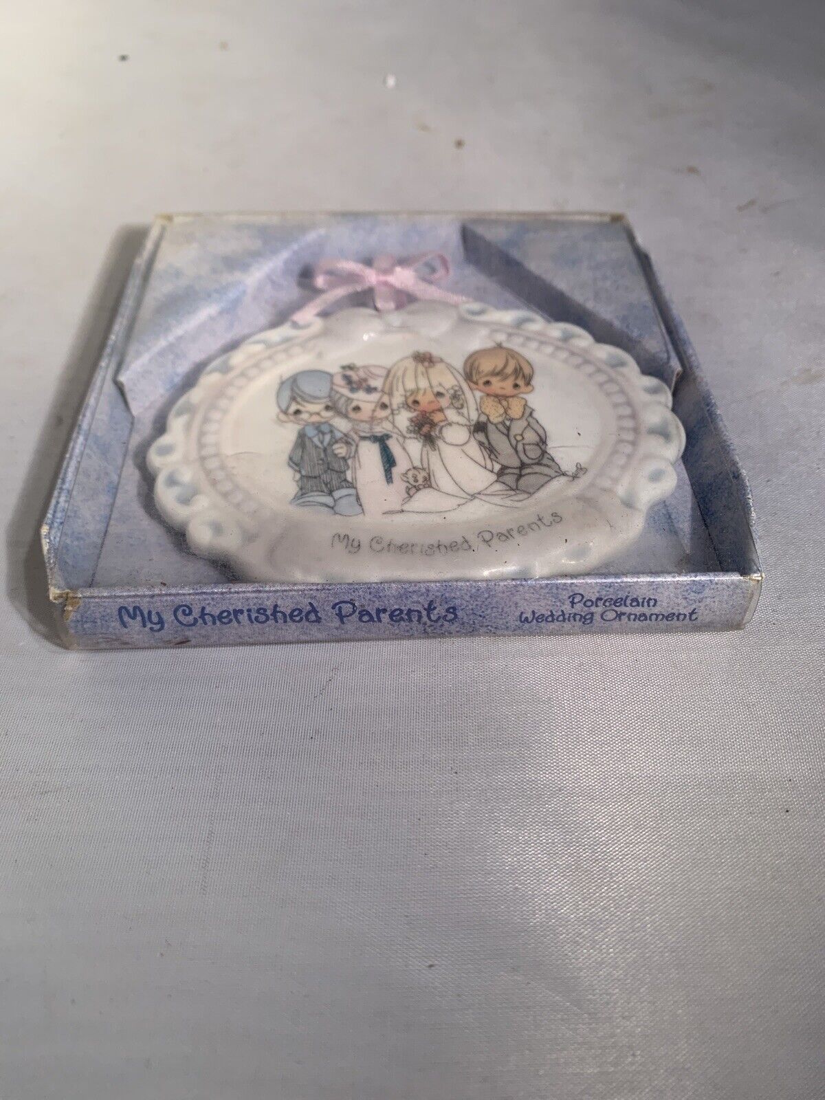 enesco precious moments My Cherished Perents porcelain Wedding Ornament