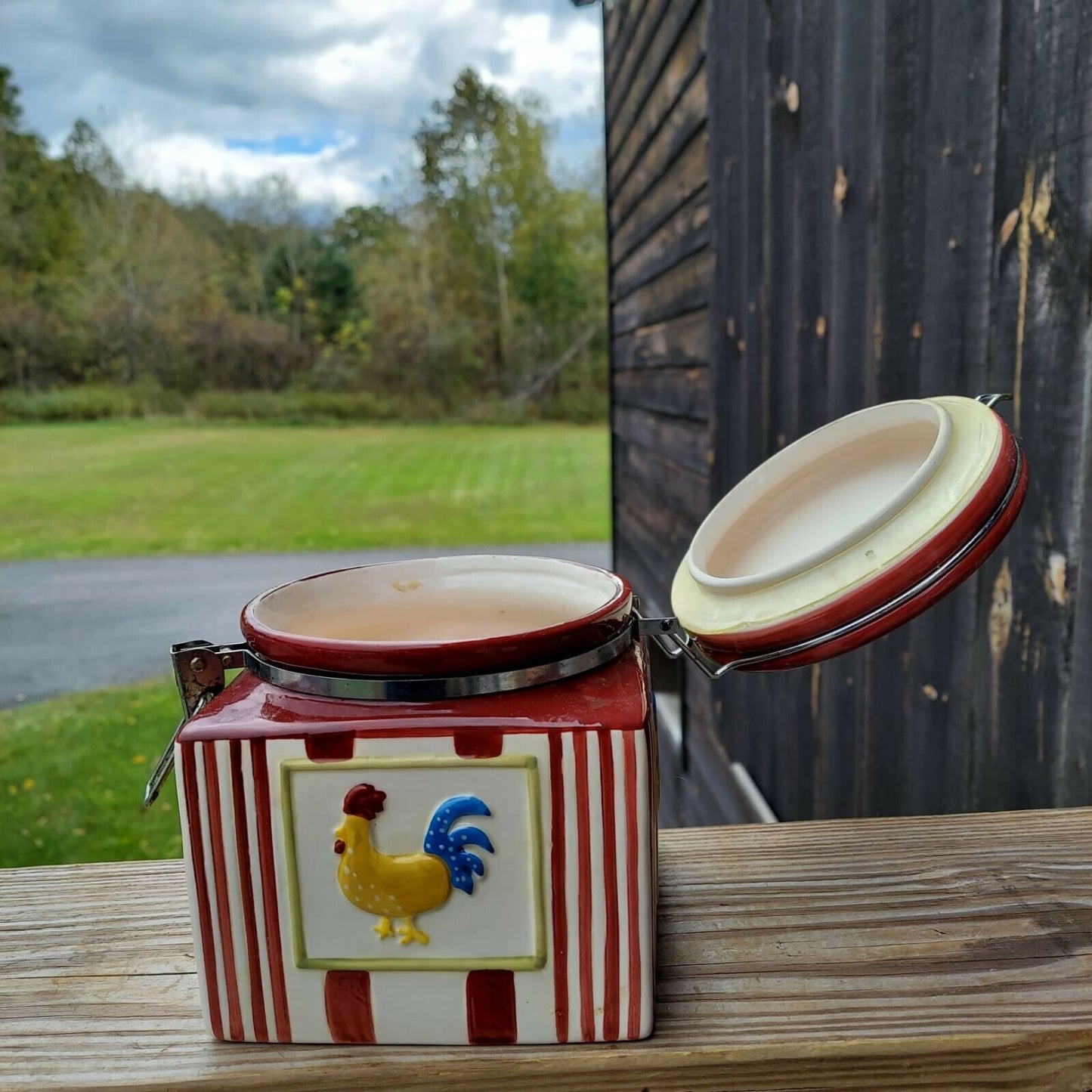 MSRF Inc Porcelain Rooster Kitchen Canister