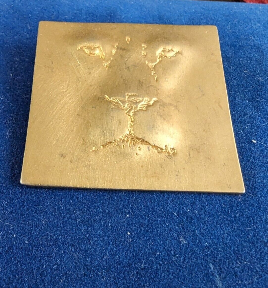 JJ Gold Tone SQ 2x2" Tiger Face Brooch Pin Vintage Minimalist Abstract Wild Cat